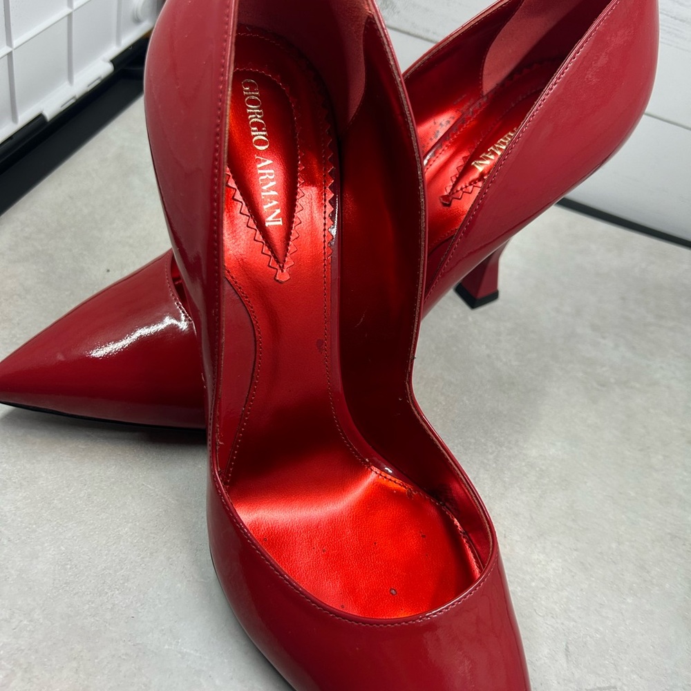 Giorgio Armani Women's Scarlet Heels